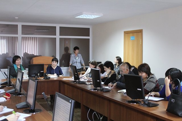24 декабря проводился семинар в  onlain  режиме в цельях выполнения задании премьер - министра Республики Казахстан Б. М. Сапарбаева  для обмена опытом по осуществлению  профориентационной работы в школах и колледжах.
