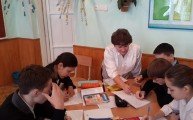 25 декабря 2014года по плану учебно-методического центра развития образования Карагандинской области проведен областной онлайн урок по физике