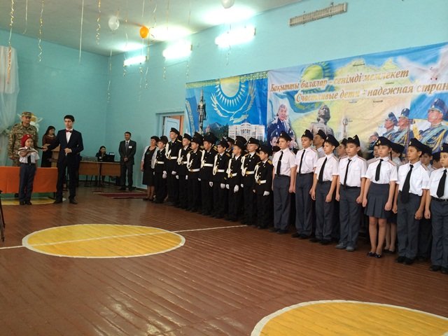В СОШ № 35 имени Ю.Н. Павлова состоялась торжественное мероприятие «Посвящение в кадеты»