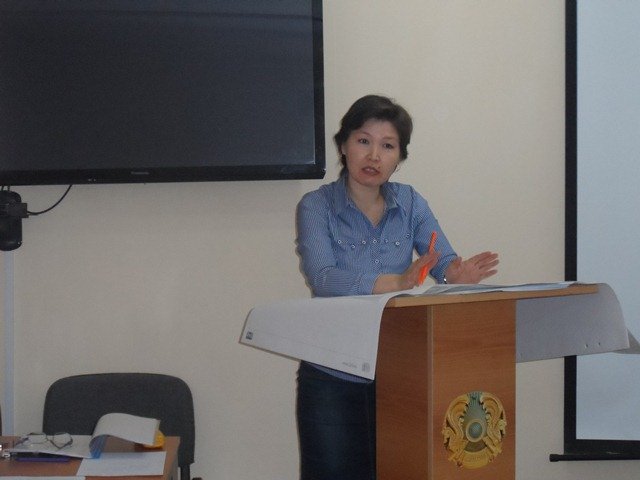 24 декабря 2014 года на базе учебно-методического центра  был проведен семинар на тему «Организация проектной деятельности на уроках английского языка».