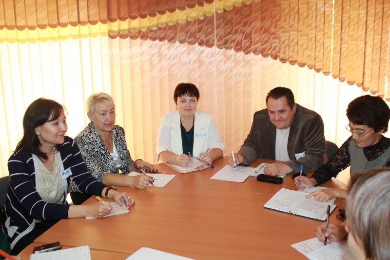 2015 году 9 сентября в Учебно-методическом центре развития образования Карагандинской области проводилось семинар-совещание на тему «Непрерывное образование на основе ранней профилизации».