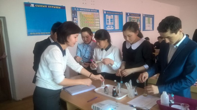 С 25-30 марта 2016 года  Карагандинским областным  управлением образования, учебно-методическим центром развития образования. была организована акция «Выпускник-2016»