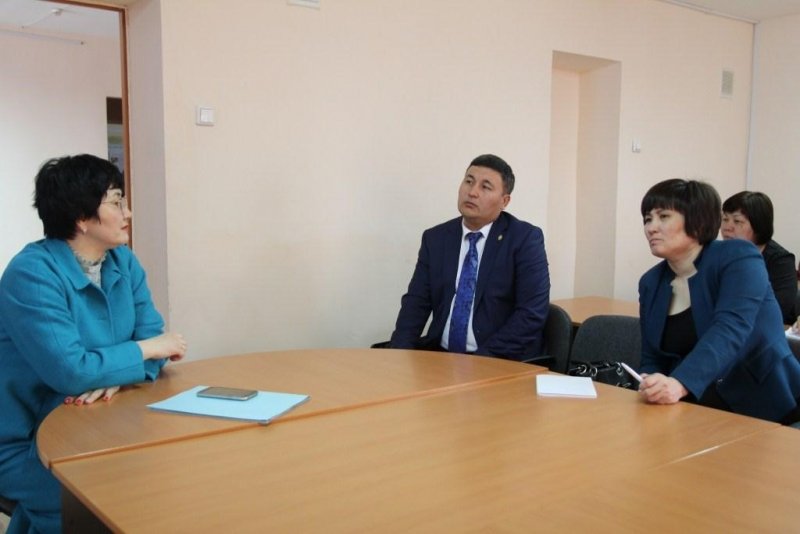 27 марта 2017 года Карагандинскую область посетила делегация управления образования и методического кабинета Западно-Казахстанской области с целью обмена опытом работы