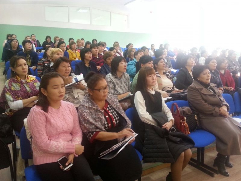 11 октября 2017 года учебно-методический центр развития образования Карагандинской области провел семинар на тему «Планирование на основе сквозных тем для реализации типовой программы дошкольного воспитания и обучения».