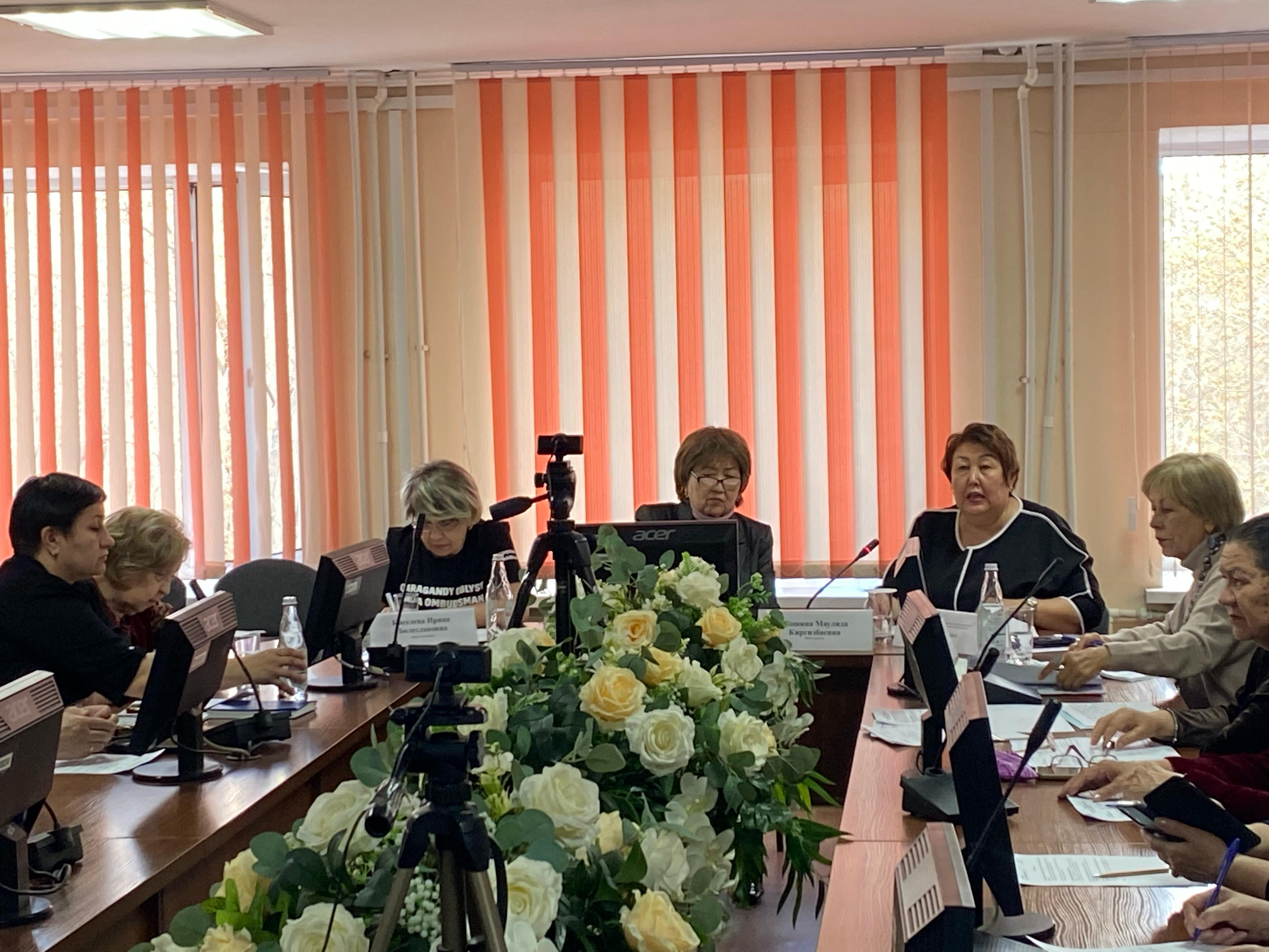 Заседание совета ветеранов при управлении образования Карагандинской области